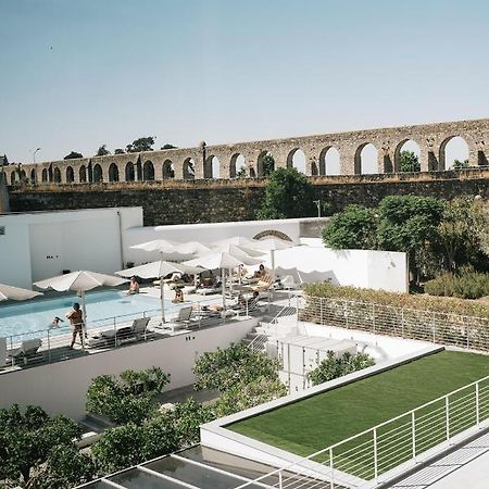 M'Ar De Ar Aqueduto Hotel Evora Luaran gambar The pool at the Hotel Grande Bretagne
