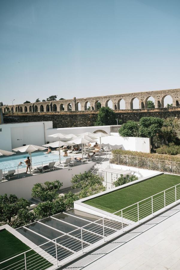 M'Ar De Ar Aqueduto Hotel Evora Luaran gambar The pool at the Hotel Grande Bretagne