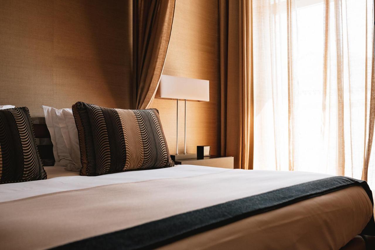 M'Ar De Ar Aqueduto Hotel Evora Luaran gambar A bed