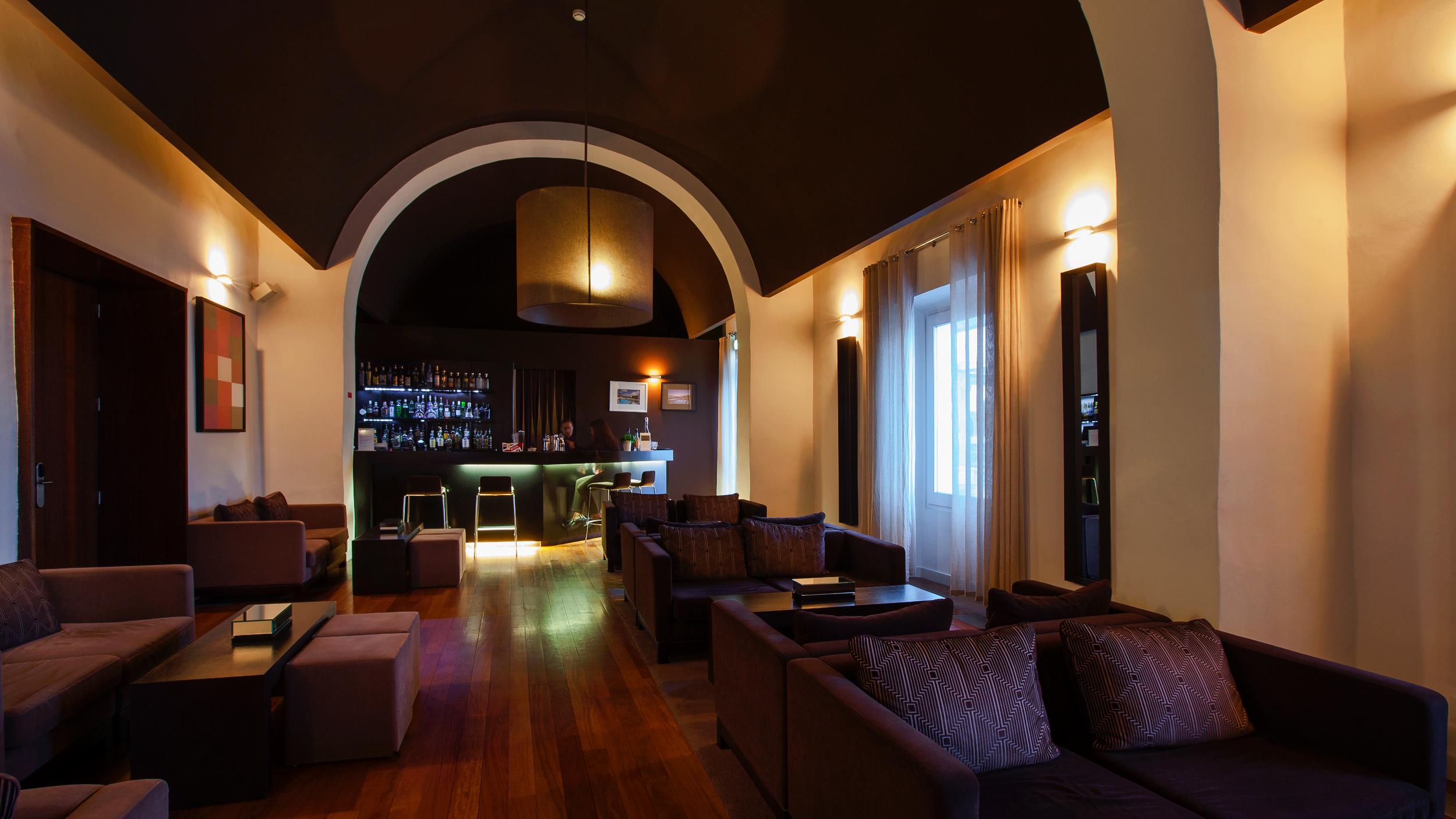 M'Ar De Ar Aqueduto Hotel Evora Luaran gambar The interior of the lounge